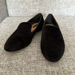 Tahari Frankie Women's Black Loafer Size 6 1/2